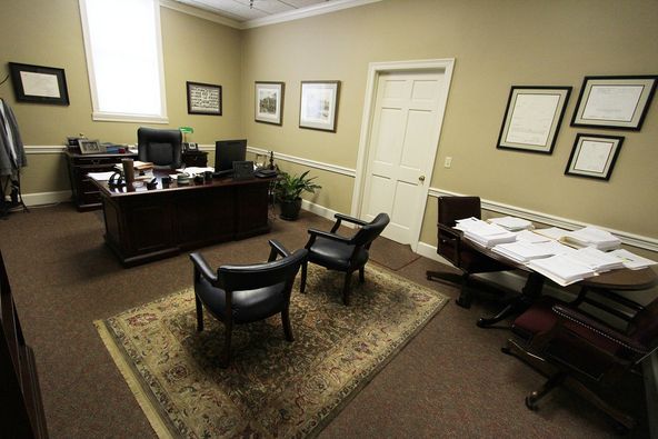 Office Space | Downtown Hattiesburg: 623 N Main St, Hattiesburg, MS 39401